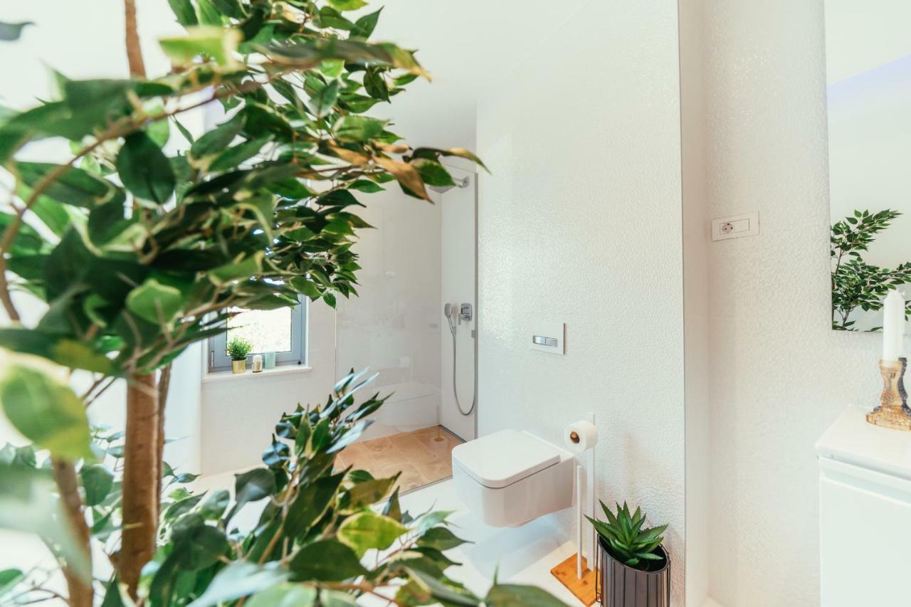 Unique Luxury Designers Apartment Right Next To The Beach Sukošan Exteriér fotografie